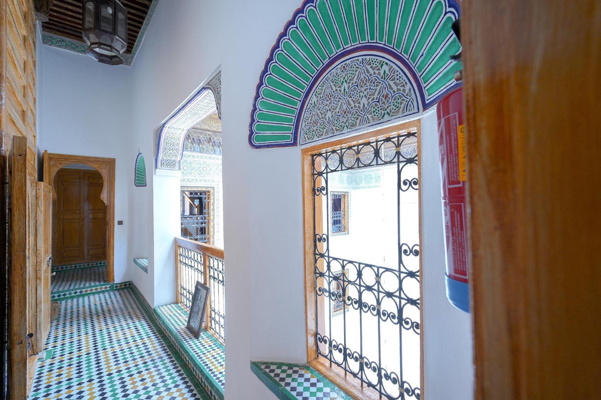 Riad Sahraui เฟส ภายนอก รูปภาพ